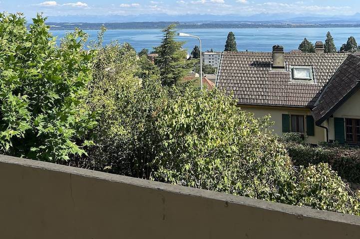 Appartement de vacances pour 6 personnes, avec Balcon et Jardin à Neuchâtel