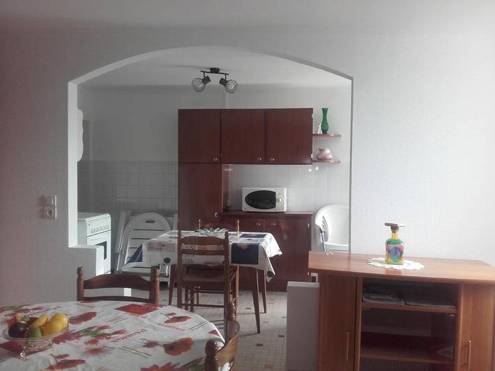 Location de vacances pour 4 personnes, avec vue et jardin à Chenac-Saint-Seurin-d'Uzet - 2