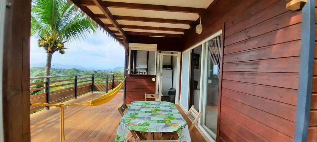 Gîte pour 3 personnes, avec jardin et vue à Saint-Esprit (homonymie) - 4