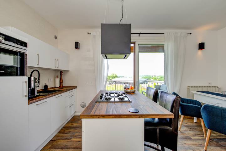 Ferienwohnung für 4 Personen, mit Seeblick und Terrasse in Peschiera del Garda - 3