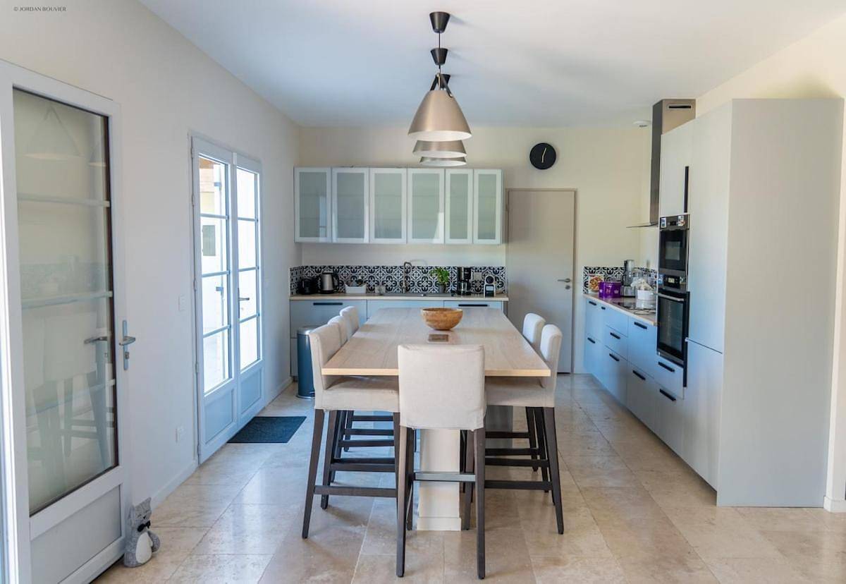 Pretty Provencal bastide in Lac de Quinson, Quinson