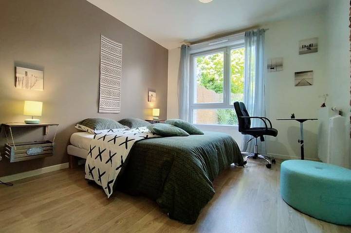 Ganze Wohnung, Chic and spacious apart with terrace and parking in Saint-Denis, Seine-Saint-Denis