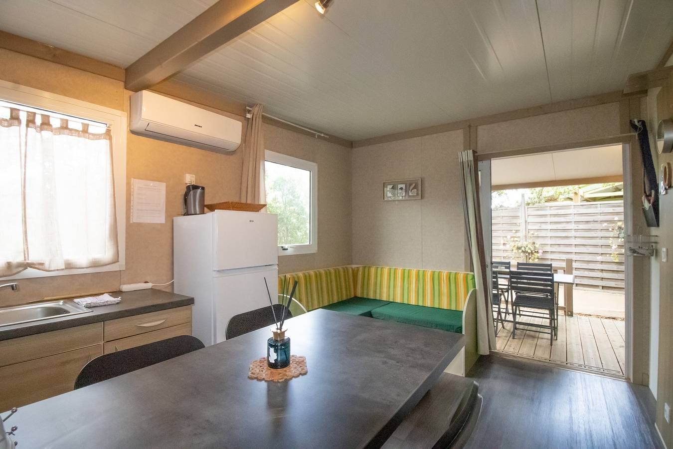 Casa vacanze 'Chalet V Tout Equipé Proche Mer' con piscina condivisa, terrazza e aria condizionata in Pianotolli-Caldarello, Sartène e dintorni