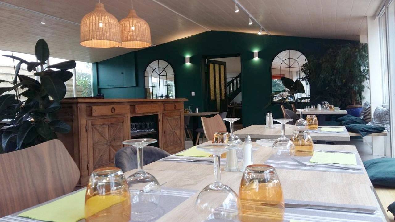 Logis Hotel Le Chêne Vert in Bollène, Vaucluse
