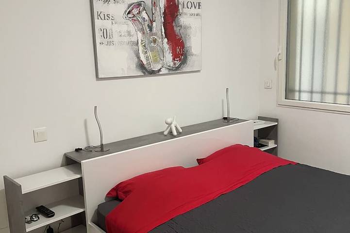 Ganze Wohnung, T2 in neuer Residenz, voll ausgestattet + Klimaanlage/WLAN und Parkplatz in L'Île-Rousse, Calvi und Umgebung