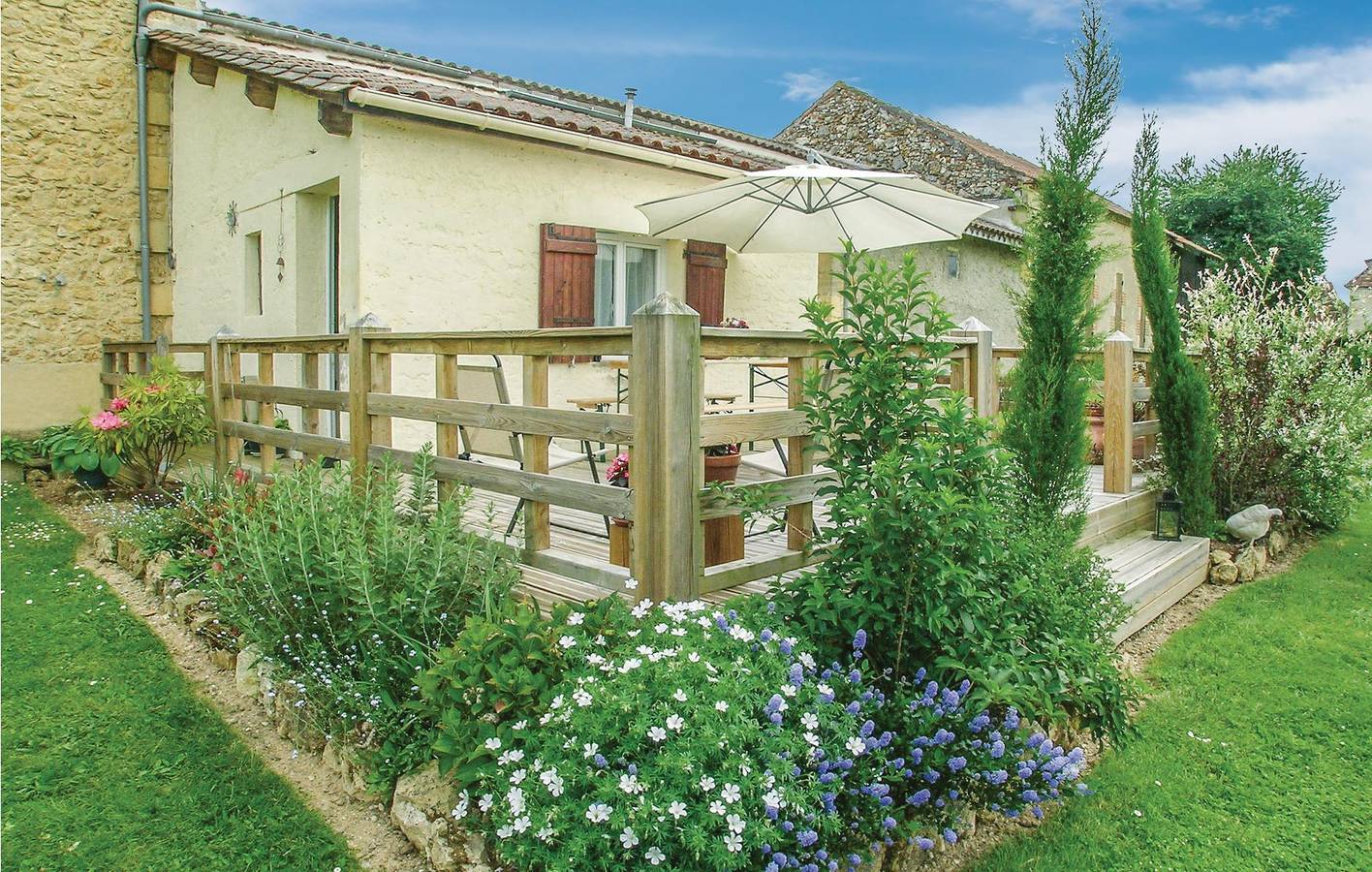 Saint-Agne Appartement avec piscine et parking in Saint-Agne, Périgord Pourpre