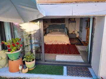 Chambre d’hôte pour 2 personnes, avec jardin et jacuzzi à Puyjourdes