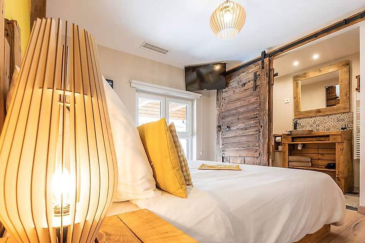 Gîte pour 8 personnes, avec Terrasse et Jardin ainsi que Piscine et Sauna dans le Haut-Rhin - 4