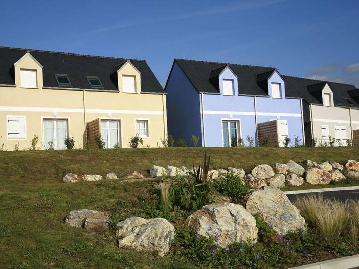 Location de vacances pour 4 personnes, avec Jardin et Piscine à Saint-Nic - 3