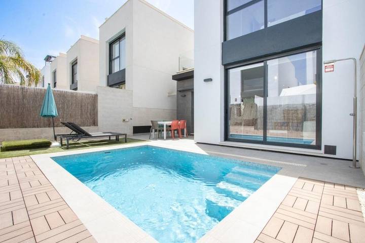 Casa para 6 personas, con piscina y jardín en Madrid