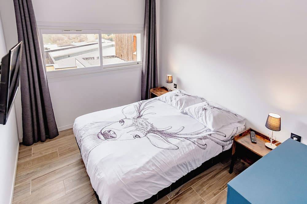 Appartement entier, Superbe appartement 16/18 pers avec sauna, au pied du télésiège, Wifi, babyfoot in Mont-de-Lans, Les Deux Alpes