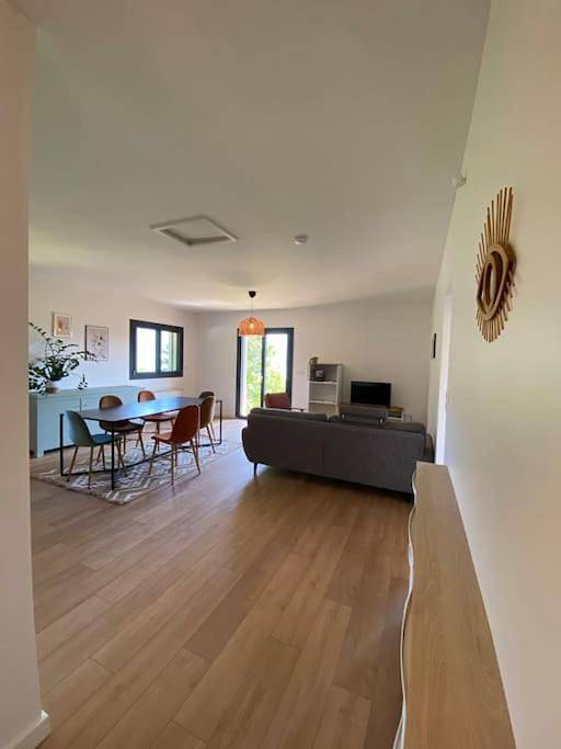 Maison d’hôte pour 4 personnes, avec jardin et terrasse ainsi que vue sur le lac et vue, animaux acceptés sur le Lac d'Annecy - 2