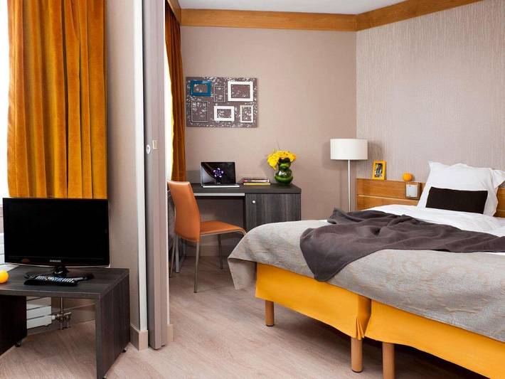 Aparthotel para 4 personas, con vistas - 1