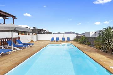 Villa for 8 People in Yaiza, Lanzarote, Photo 4