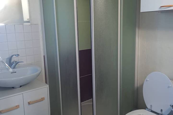 Location de vacances pour 4 personnes, avec jardin à Trévol - 3