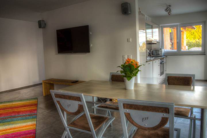 Ganze Wohnung, "Alpenblick 1 - Ferienwohnung" mit Bergblick, Wlan & Terrasse in Bodolz, Bayerisch Schwaben