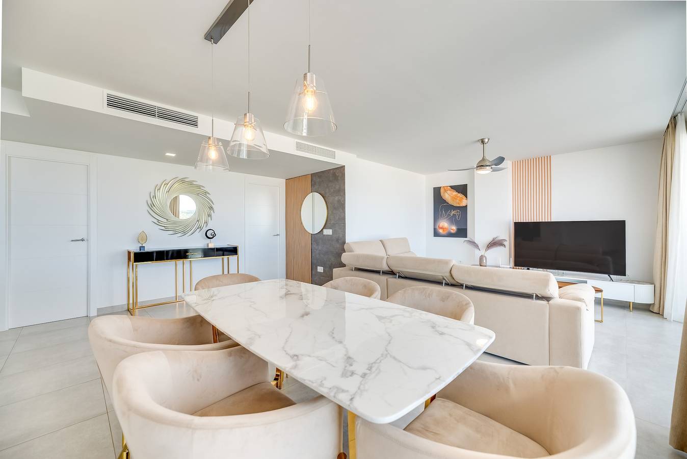 Ganze Wohnung, Ferienwohnung "Luxury Penthouse with Private Pool" mit Meerblick, Gemeinschaftsterrassen und Wlan in La Cala de Mijas, Mijas