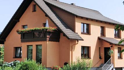 Ferienwohnung für 4 Personen, mit Terrasse und Garten in Floh-Seligenthal