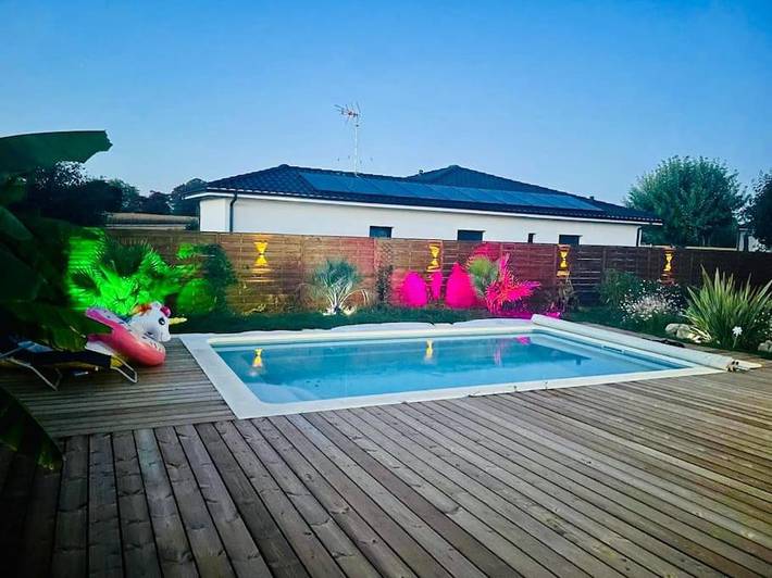 Cottage pour 6 personnes, avec piscine et jardin, animaux acceptés à Loupes