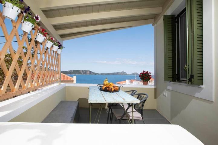 Location de vacances pour 5 personnes, avec vue et terrasse dans Pýlos - 2