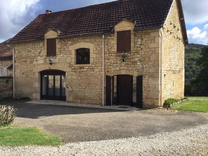 Gîte pour 10 personnes, avec terrasse et jardin