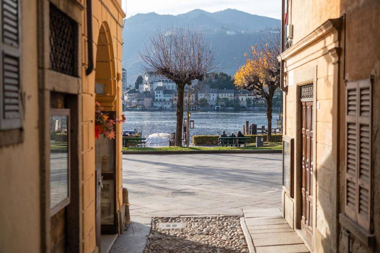 Ganze Wohnung, La Perla piccolo appartamento in piazza in Orta San Giulio, Ortasee