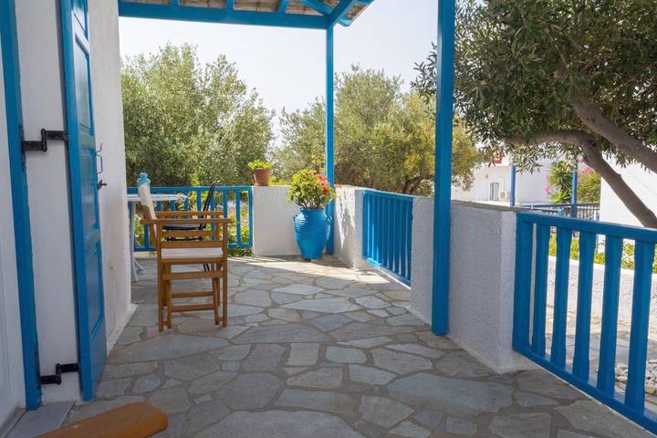 Gîte pour 5 personnes, avec vue et jardin, animaux acceptés dans Píso Livádi - 3