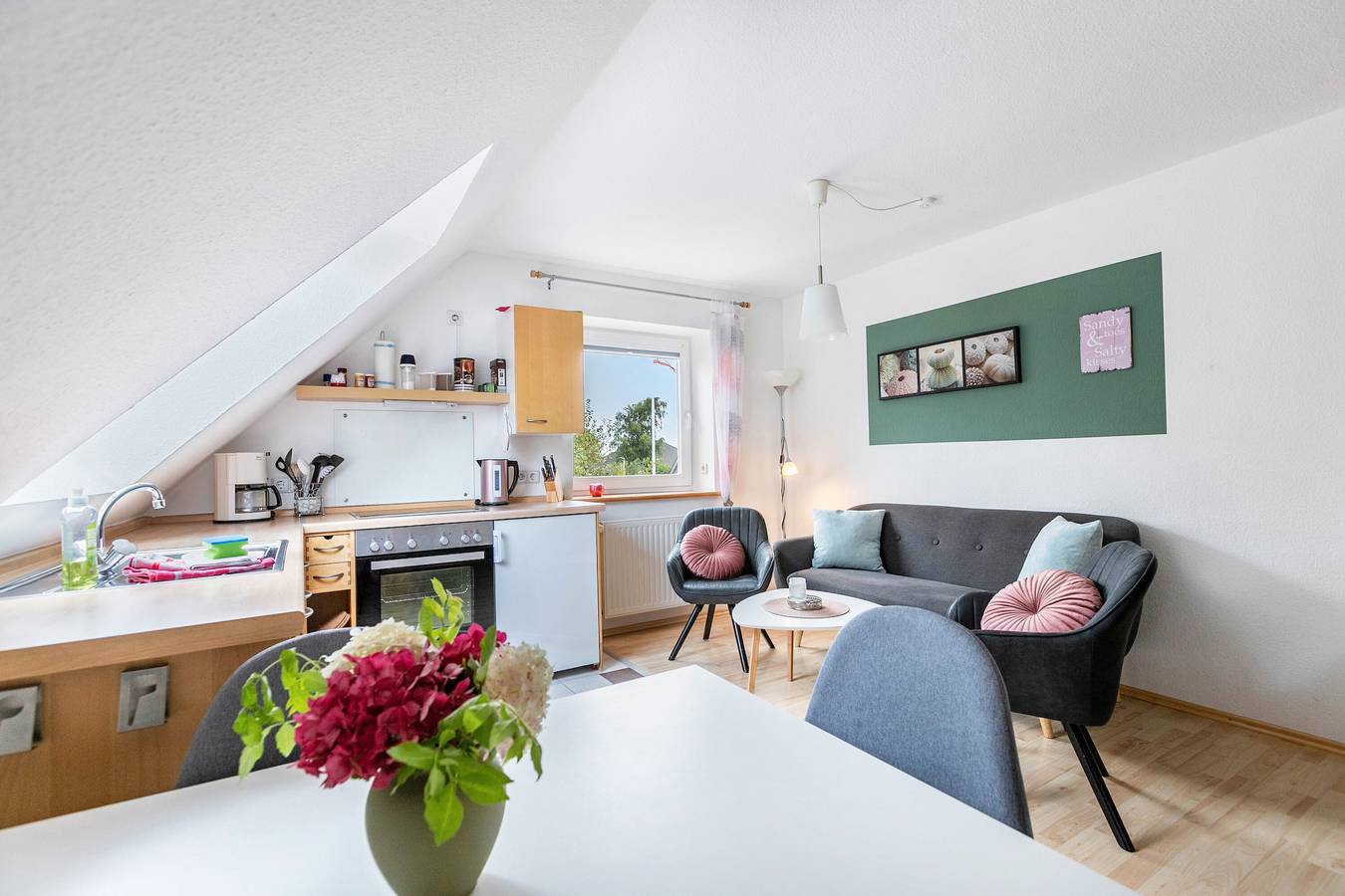 Ganze Wohnung, Apartment 'Dohle No 1' mit gemeinsamer Terrasse, gemeinsamem Garten und Wlan in Vollerwiek, Eiderstedt
