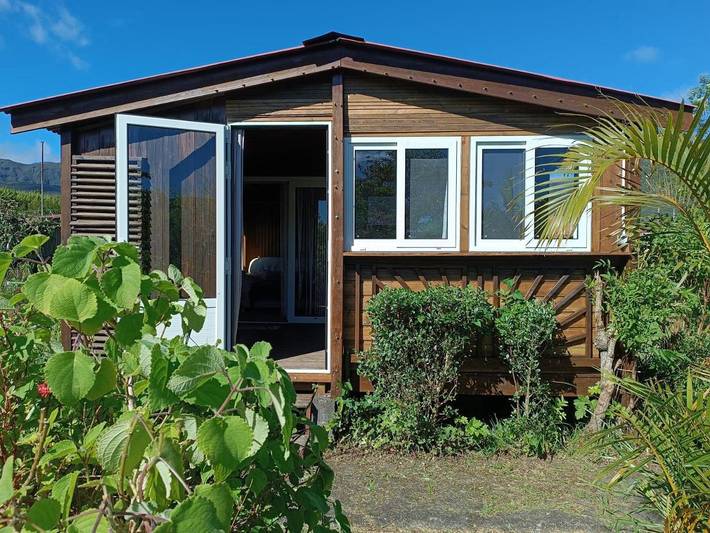 Location de vacances pour 2 personnes, avec jardin et vue à La Plaine-des-Palmistes - 2