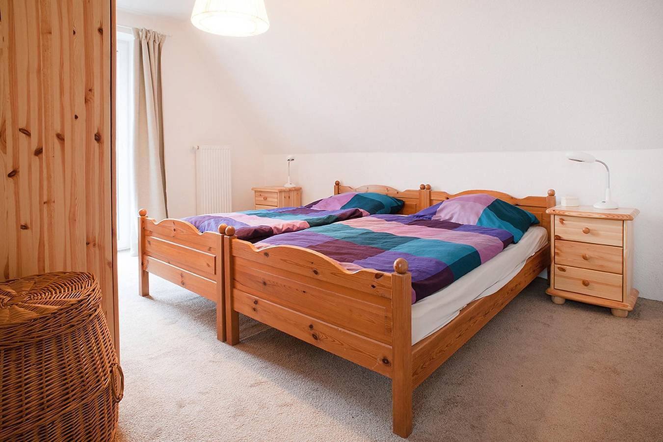 6-Bett-Ferienhaus, 2xbad/Wc, 3 Schlafräume in Hillesheim, Eifel Volcánica