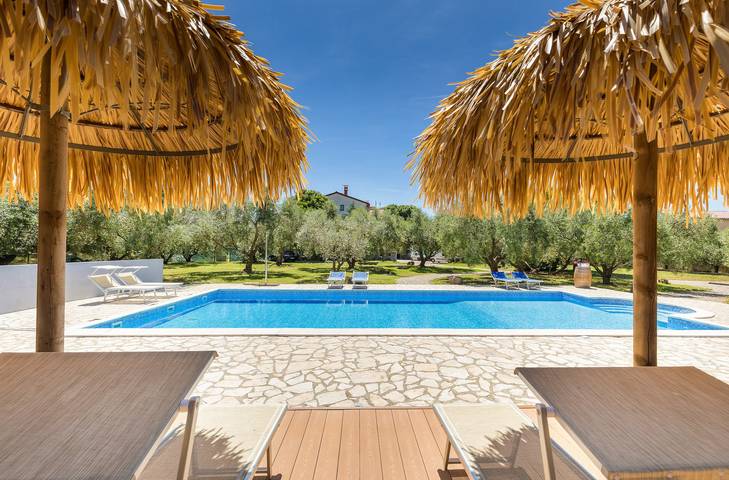 Apartamento vacacional entero, Marceta Double Room - Pool and Big Garden in Valbandon, Costa sur de Istria