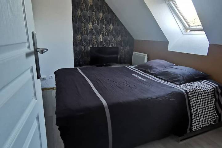 Location de vacances pour 6 personnes, avec terrasse et jardin, animaux acceptés à Saint-Georges-d'Elle - 3