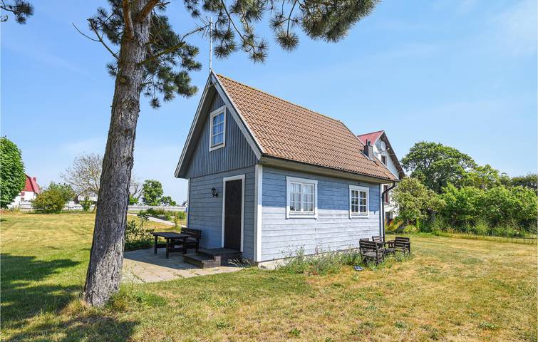 Hus för 5 Personer med trädgård in Gotland
