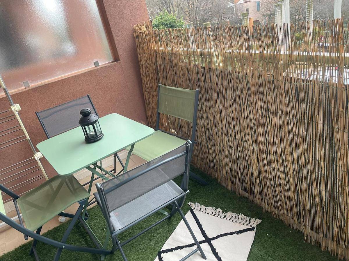 Appartement entier, Charming forest and river apartment in Sophia in Sophia Antipolis, Côte méditerranéenne (France)