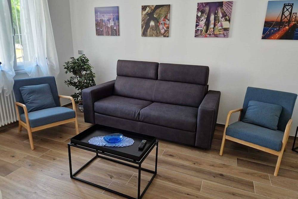 Entire apartment, Garden and private parking space in Albisola Superiore, Riviera di Ponente