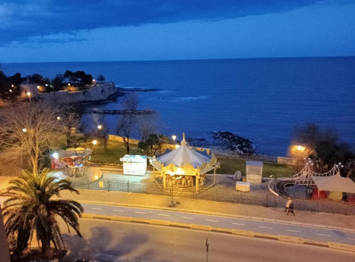 Gîte pour 6 personnes, avec terrasse et vue, animaux acceptés à Trani - 3