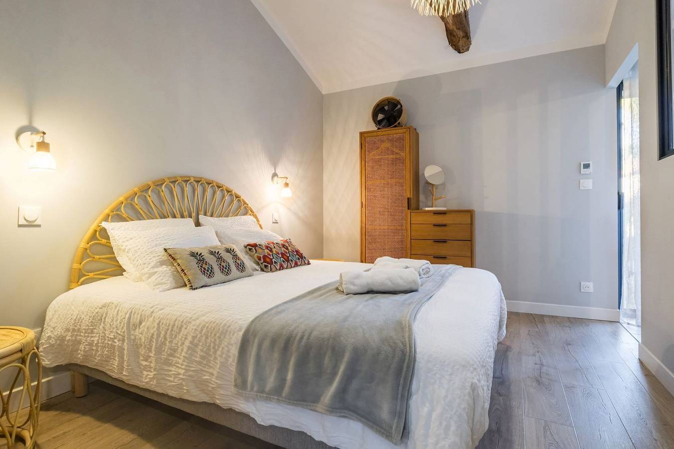 Gîte 2 pers. avec Spa et piscine, à 1.5 km de la plage in Les Moutiers-en-Retz, Côte de Jade