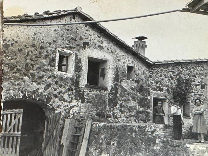 Casa rural para 9 personas, con Balcón y Jacuzzi además de Terraza y Jardín en Santa Pau