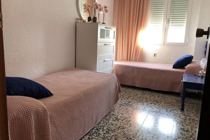 Villa Vacacional Aeroclub Rental Holidays in Castellón de la Plana, Costa del Azahar