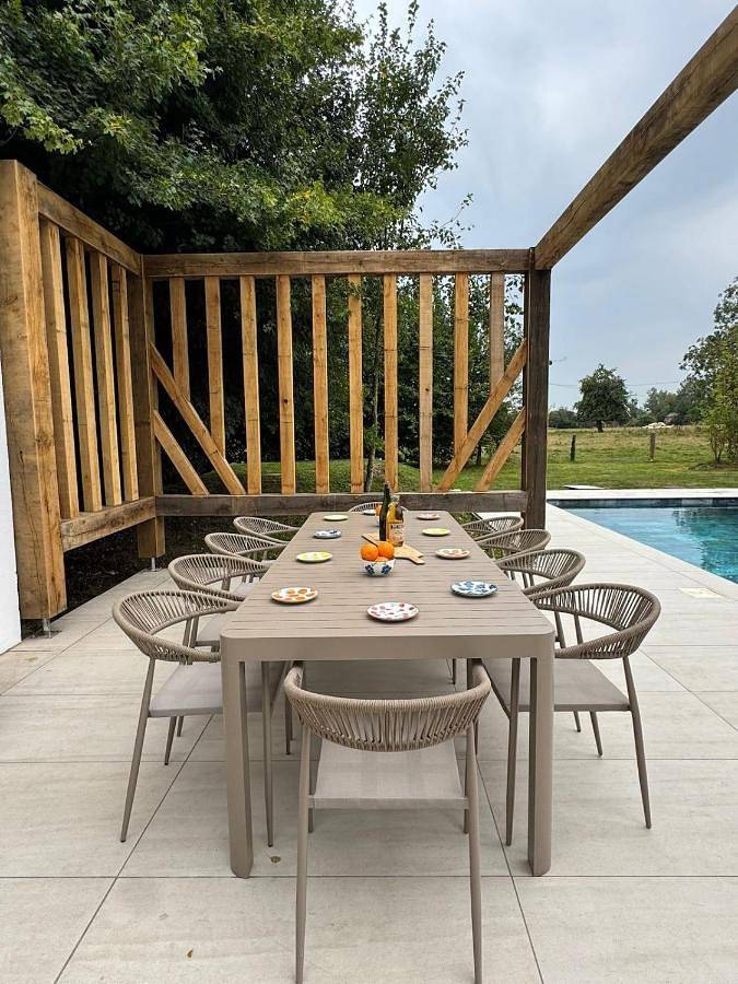 Location de vacances pour 12 personnes, avec piscine et terrasse, animaux acceptés à La Lande-Saint-Léger - 4
