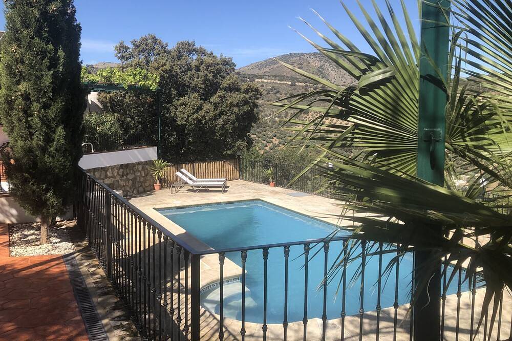 Casa vacanza a Iznájar a partire da 285€ a notte
