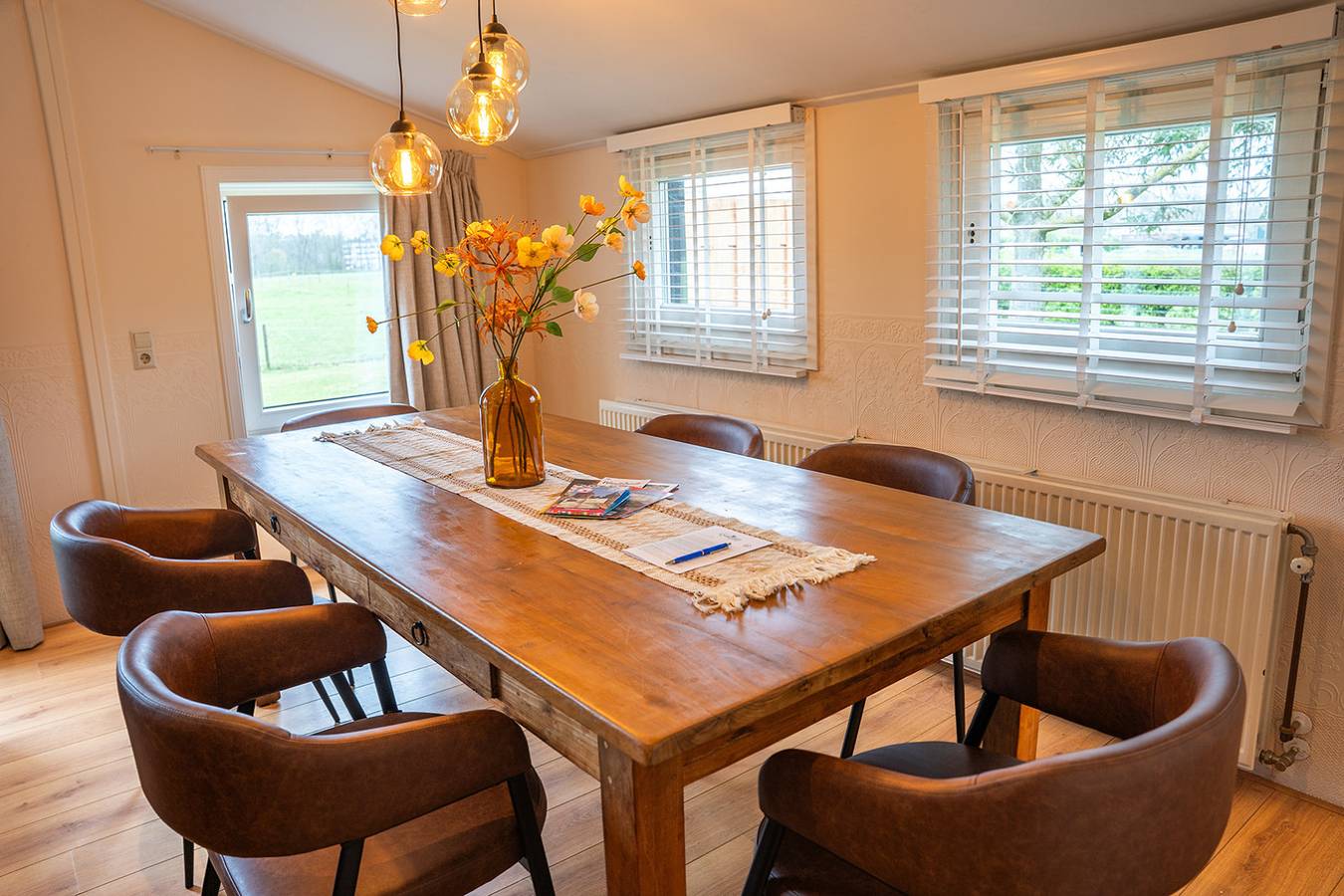 Wunderschönes Ferienhaus für 6 Personen mit Terrasse inmitten grüner Natur bei Paardenkamp in Soest (Niederlande), Utrecht und Umgebung