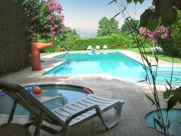 Cottage pour 5 personnes, avec terrasse et piscine dans Pedraça
