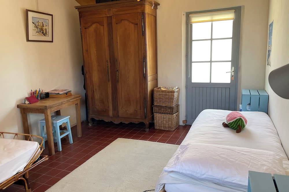 Charming house with large garden in L'Île-d'Yeu, Vandea