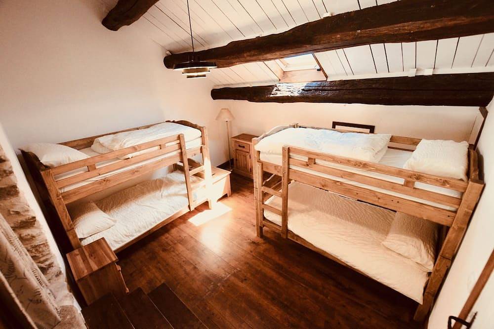Les Coumayres - Rustic and charming farmhouse with panoramic mountain views, immersed in beautiful n in Riols, Région de Béziers