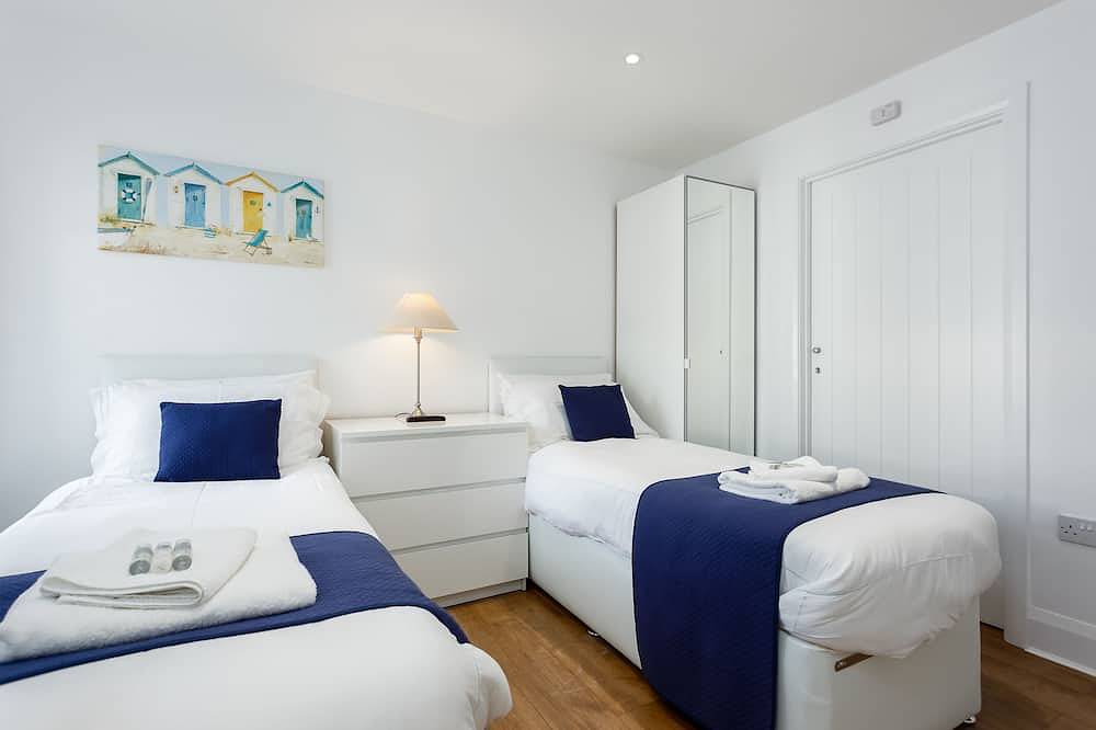 Ganze Wohnung, Zeitgenössische 2 Doppelbett Garten Apartment in der Nähe von Strand in Bournemouth, Südwestengland