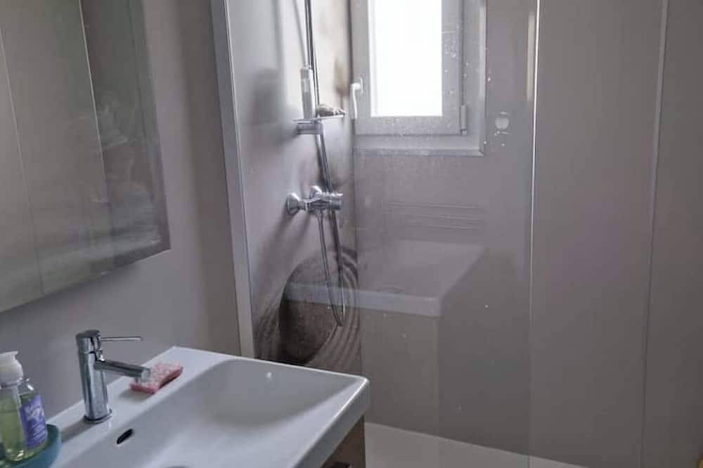Appartement entier, Location appartement 25m2  Avel braz Ii in Hillion, Côte de Goëlo