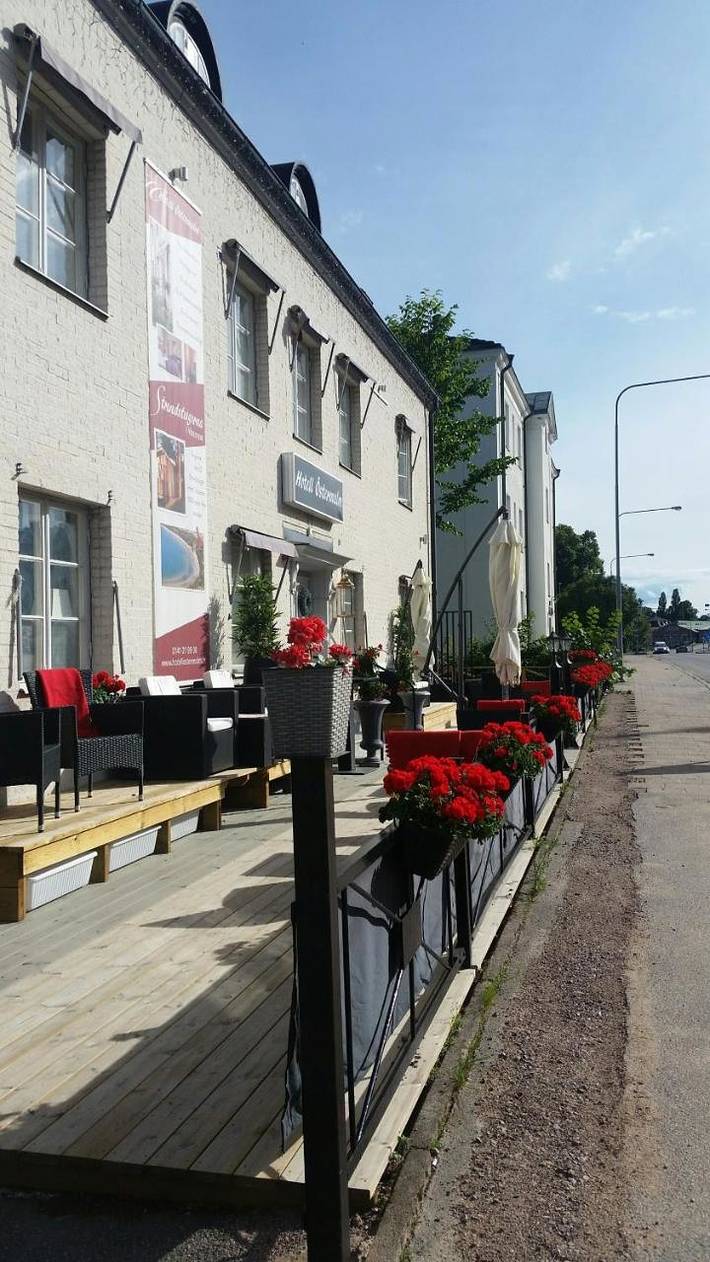 Hotel für 4 Personen, mit Terrasse und Garten, mit Haustier in Motala