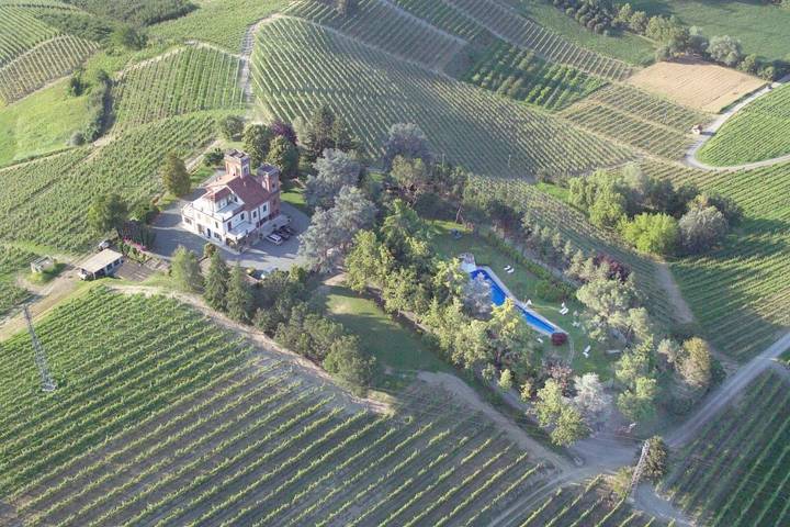 Casa vacanza per 3 persone, con Balcone e Idromassaggio nonché Terrazza e Giardino a Canale