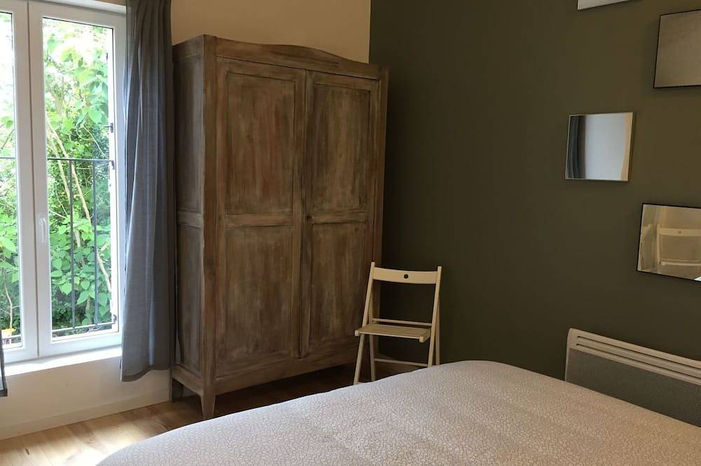 Appartement entier, Im Herzen der Provence in Sarrians, Vaucluse